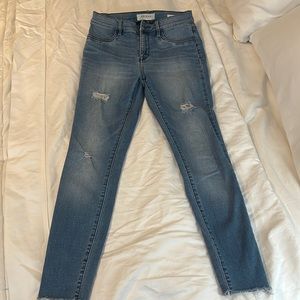 Pacsun Jeans. Size 26. Light wash. Skinny